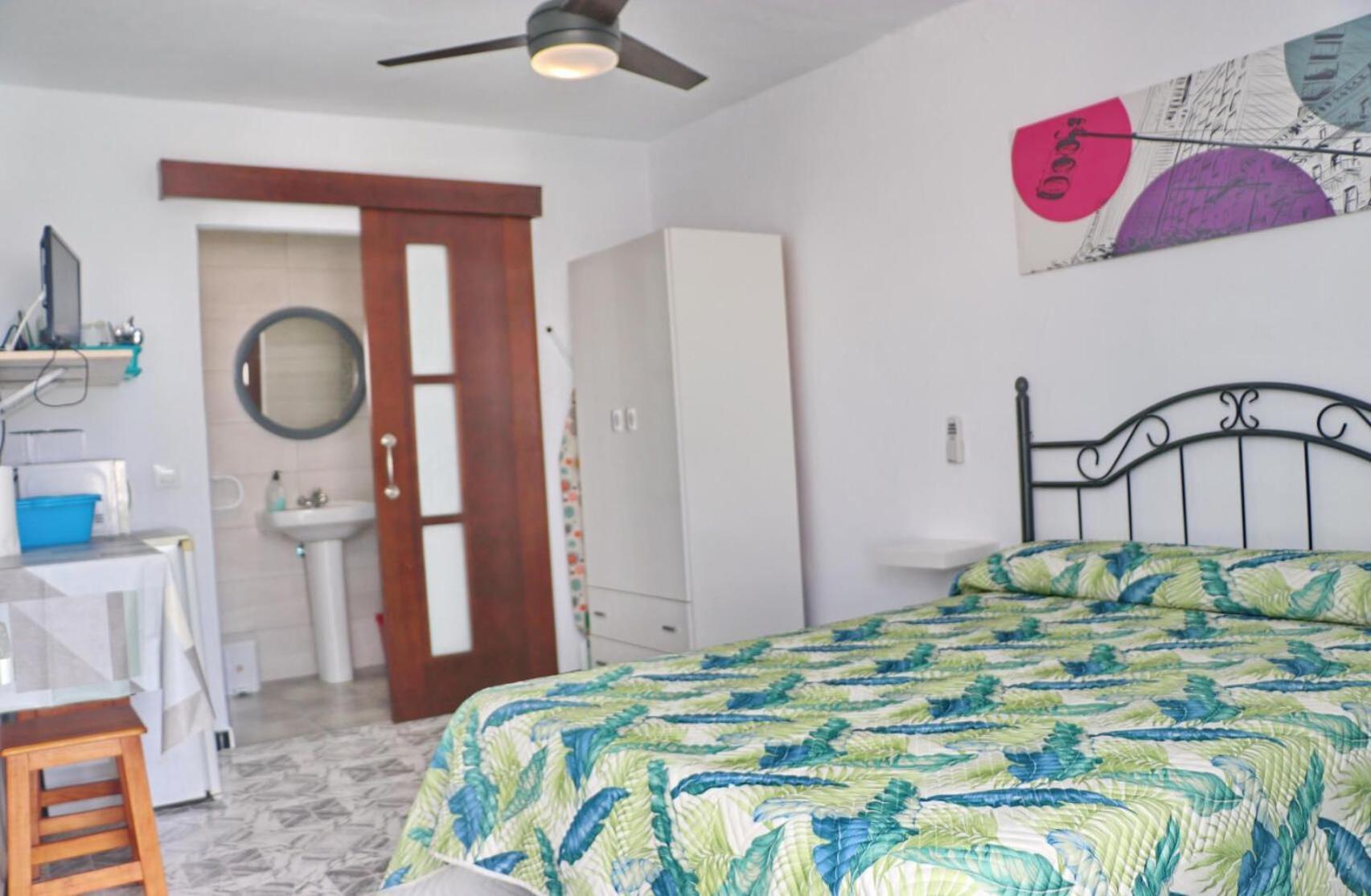 Habitacion Velarde 콘일데라프론테라 외부 사진